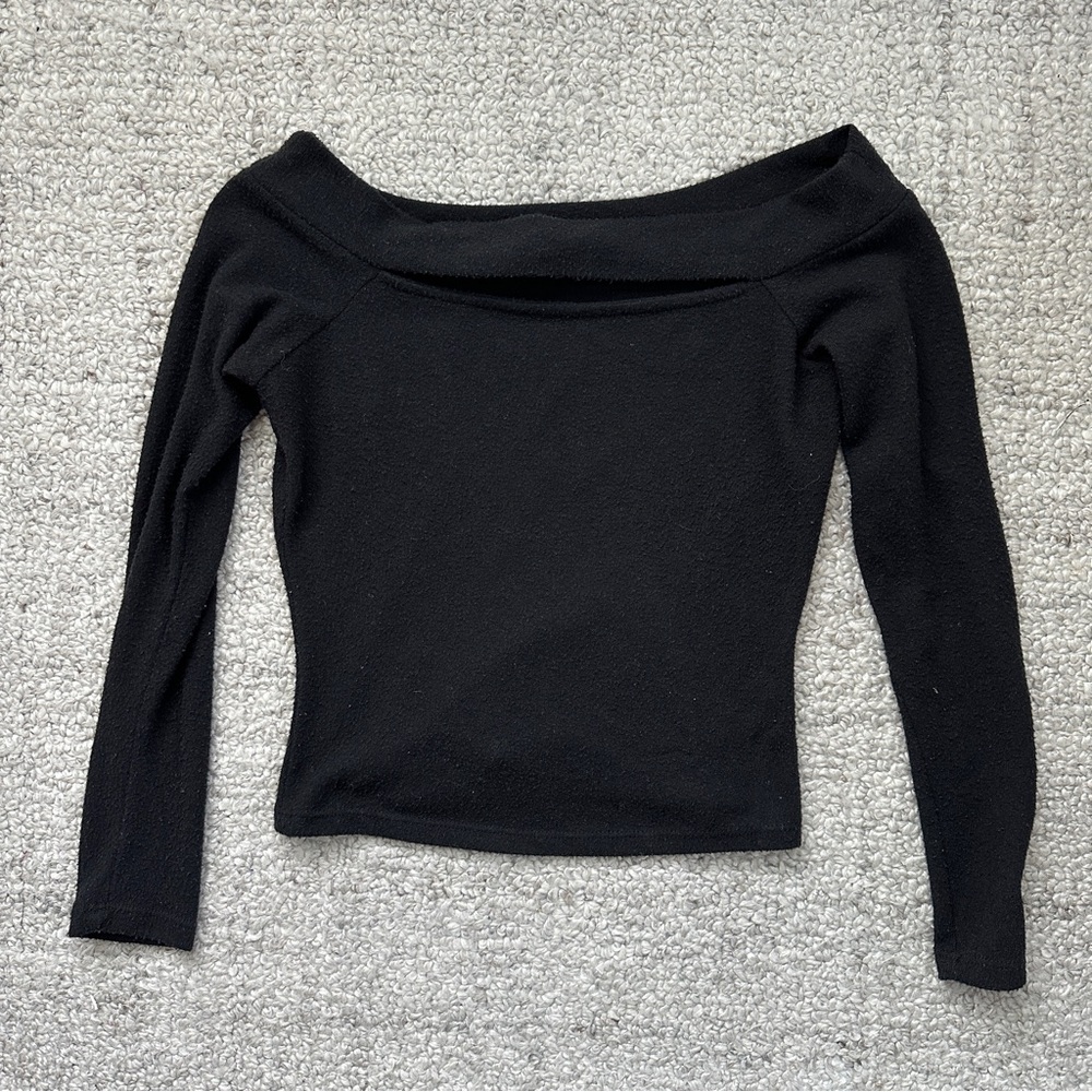 Sadie & Sage Black Peek-a-Boo Off-Shoulder Top
